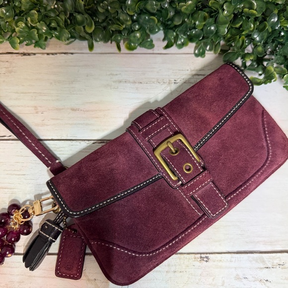 Elegant Burgundy Suede Clutch